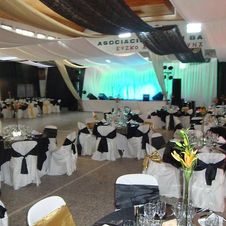 Hotel Euzko Alkartasuna Macachin  Luaran gambar
