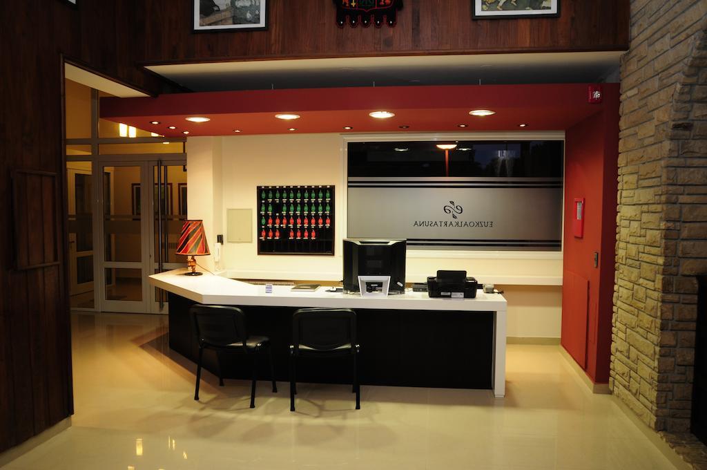 Hotel Euzko Alkartasuna Macachin  Luaran gambar