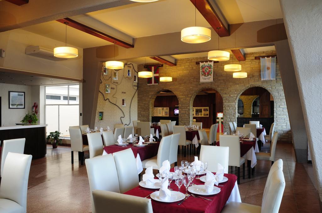 Hotel Euzko Alkartasuna Macachin  Luaran gambar