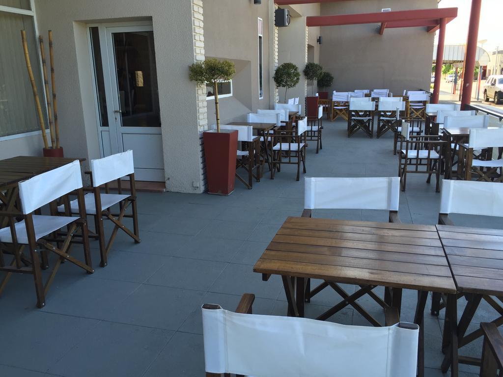 Hotel Euzko Alkartasuna Macachin  Luaran gambar
