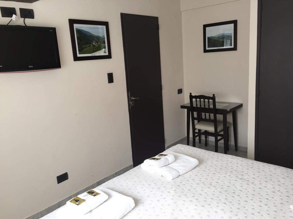Hotel Euzko Alkartasuna Macachin  Luaran gambar